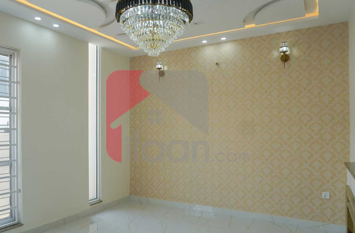 10 Marla House for Sale in Block F, PIA Housing Scheme, Lahore