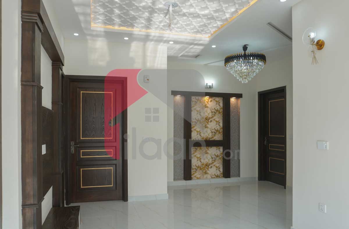 10 Marla House for Sale in Block F, PIA Housing Scheme, Lahore