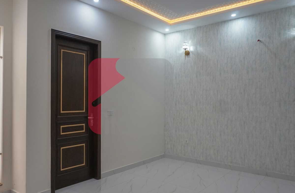 10 Marla House for Sale in Block F, PIA Housing Scheme, Lahore