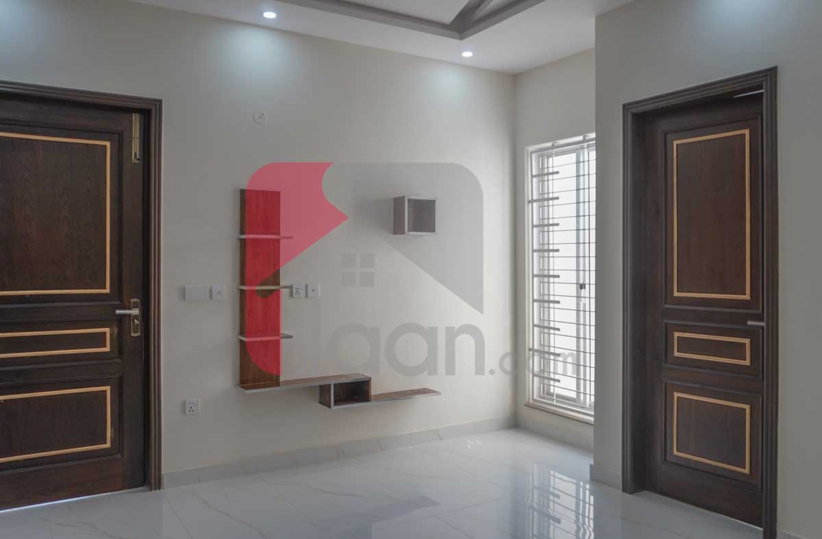 10 Marla House for Sale in Block F, PIA Housing Scheme, Lahore