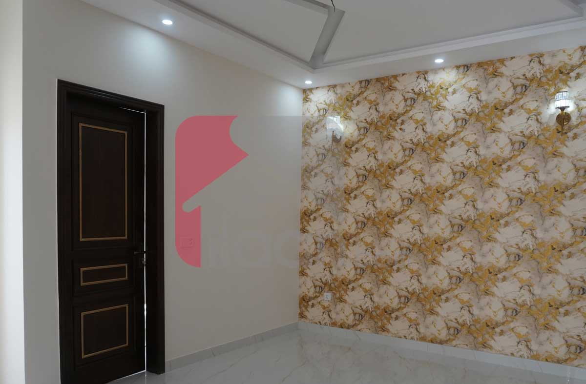 10 Marla House for Sale in Block F, PIA Housing Scheme, Lahore