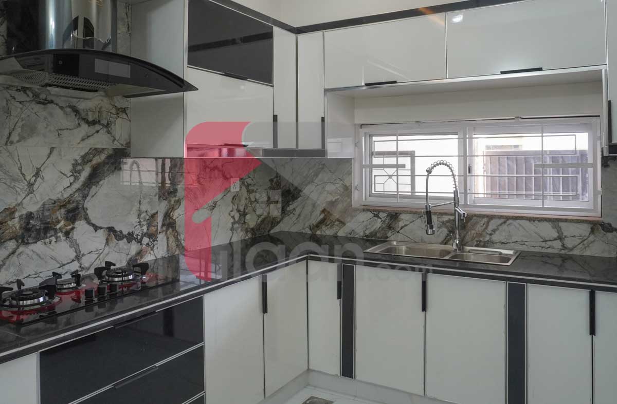 10 Marla House for Sale in Block F, PIA Housing Scheme, Lahore