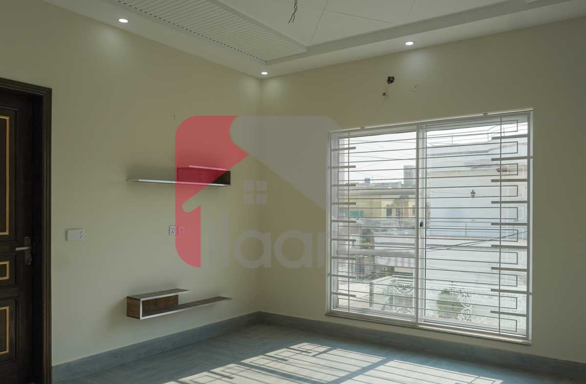 10 Marla House for Sale in Block F, PIA Housing Scheme, Lahore