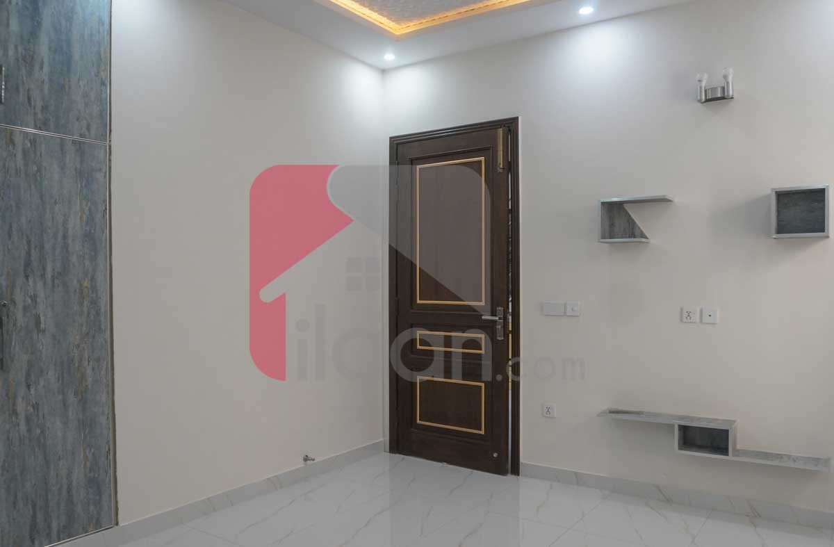 10 Marla House for Sale in Block F, PIA Housing Scheme, Lahore