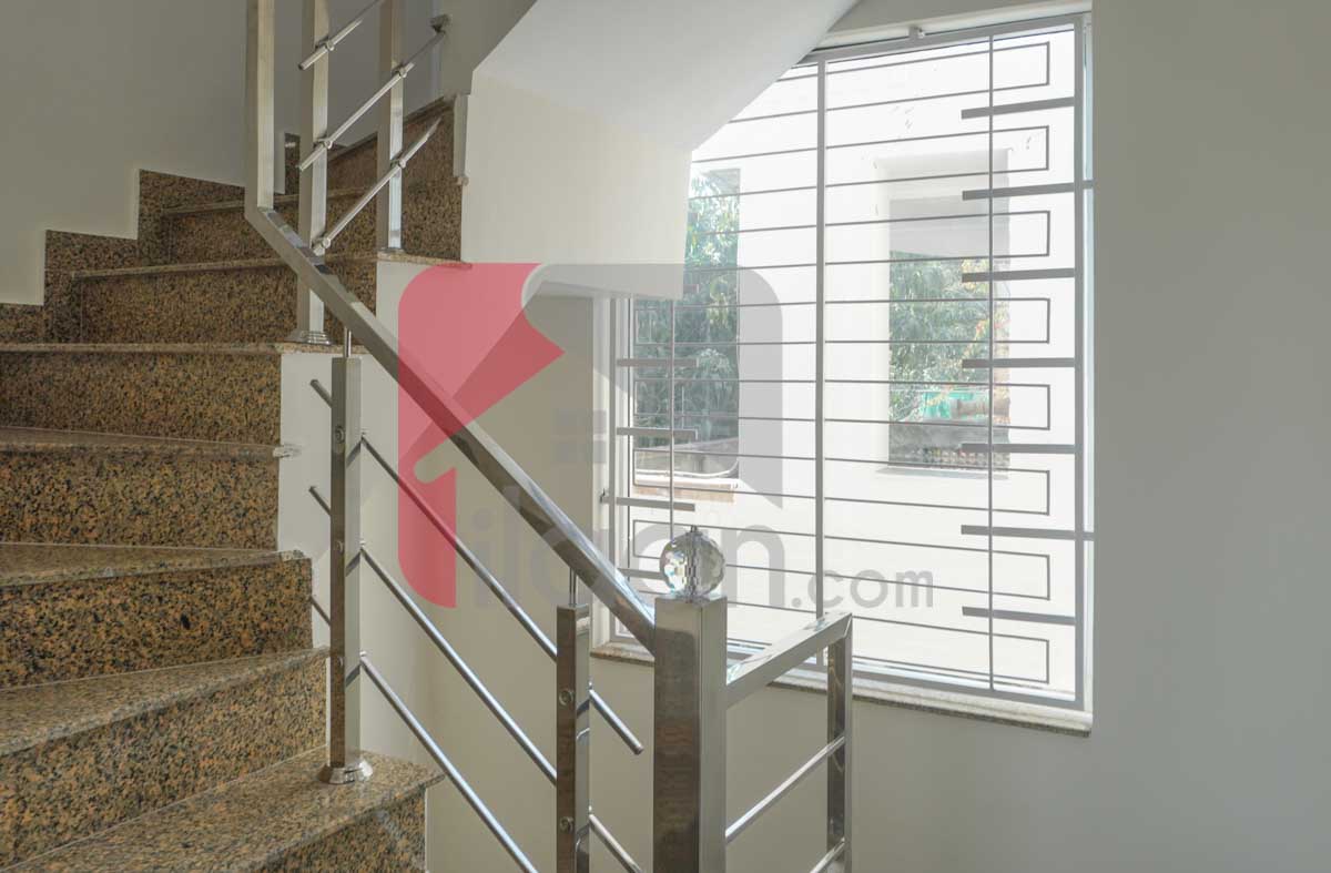 10 Marla House for Sale in Block F, PIA Housing Scheme, Lahore