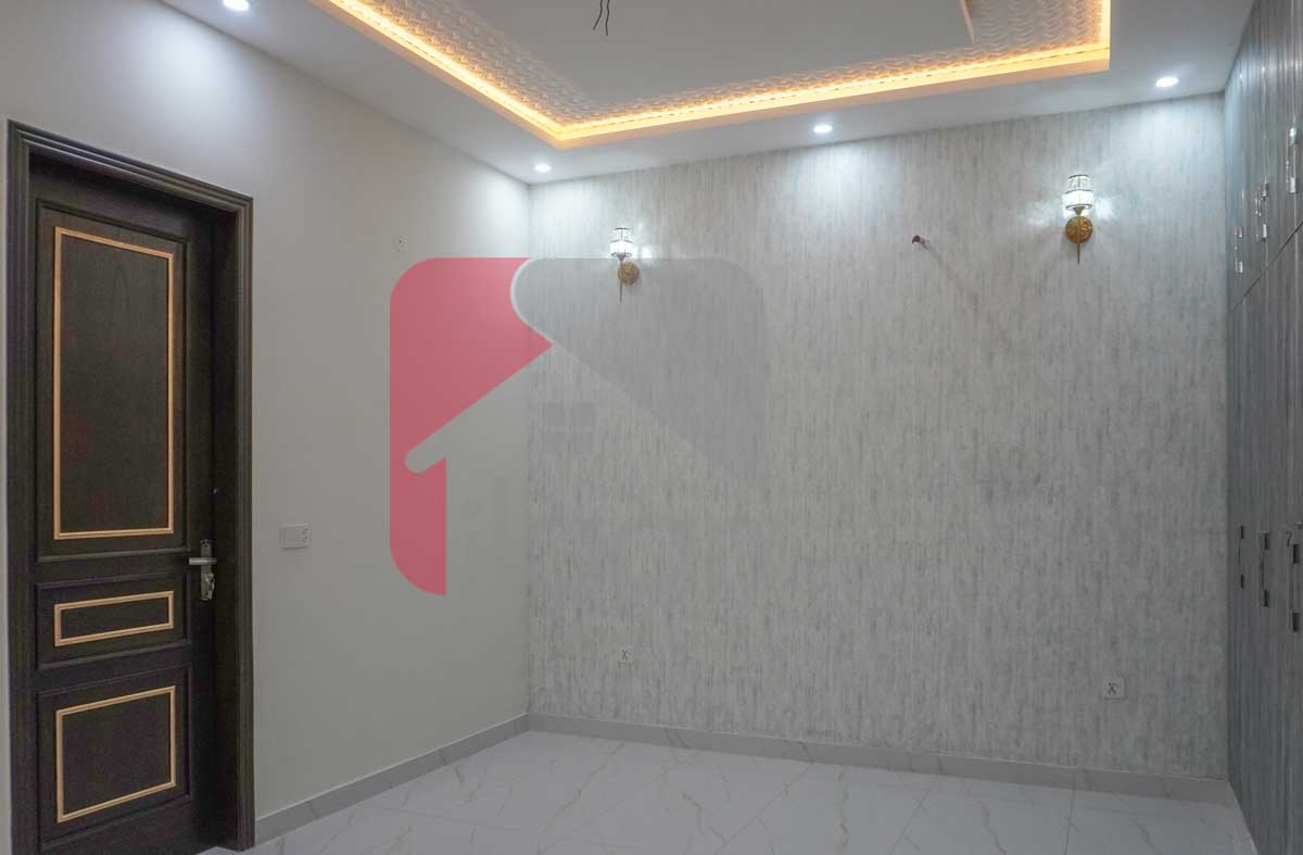 10 Marla House for Sale in Block F, PIA Housing Scheme, Lahore