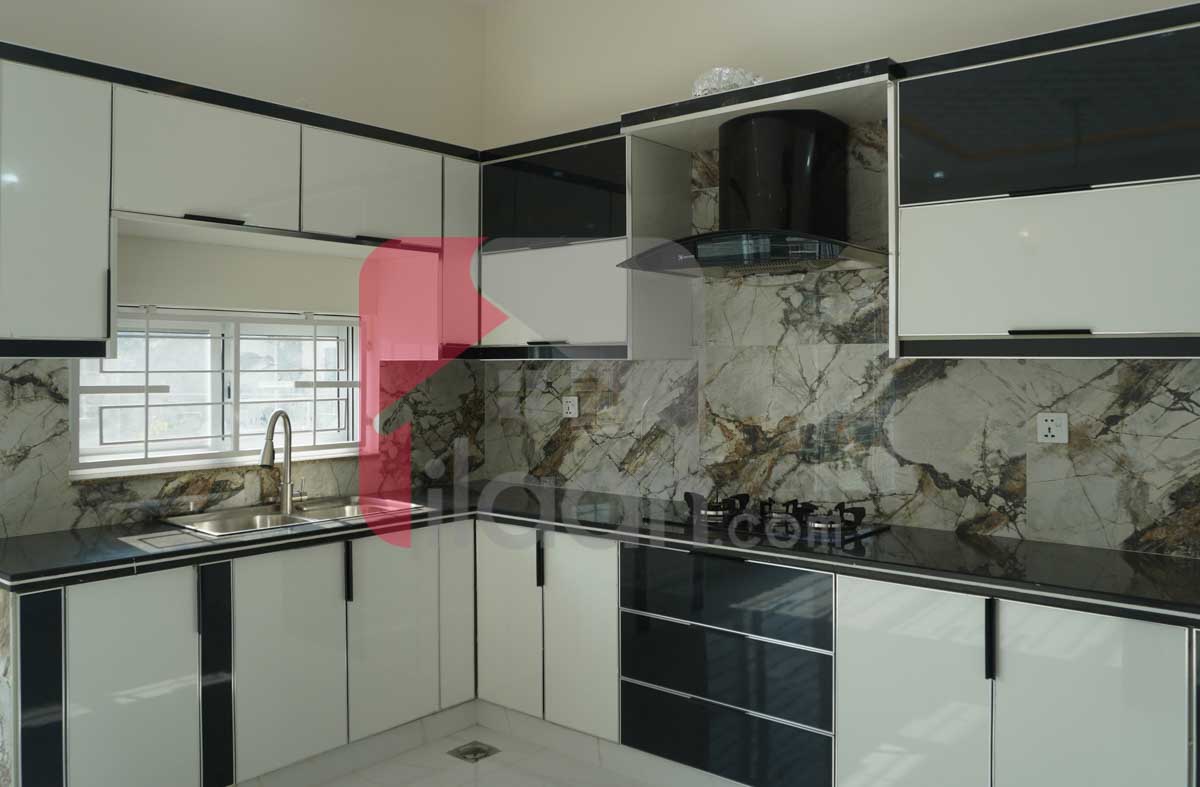 10 Marla House for Sale in Block F, PIA Housing Scheme, Lahore