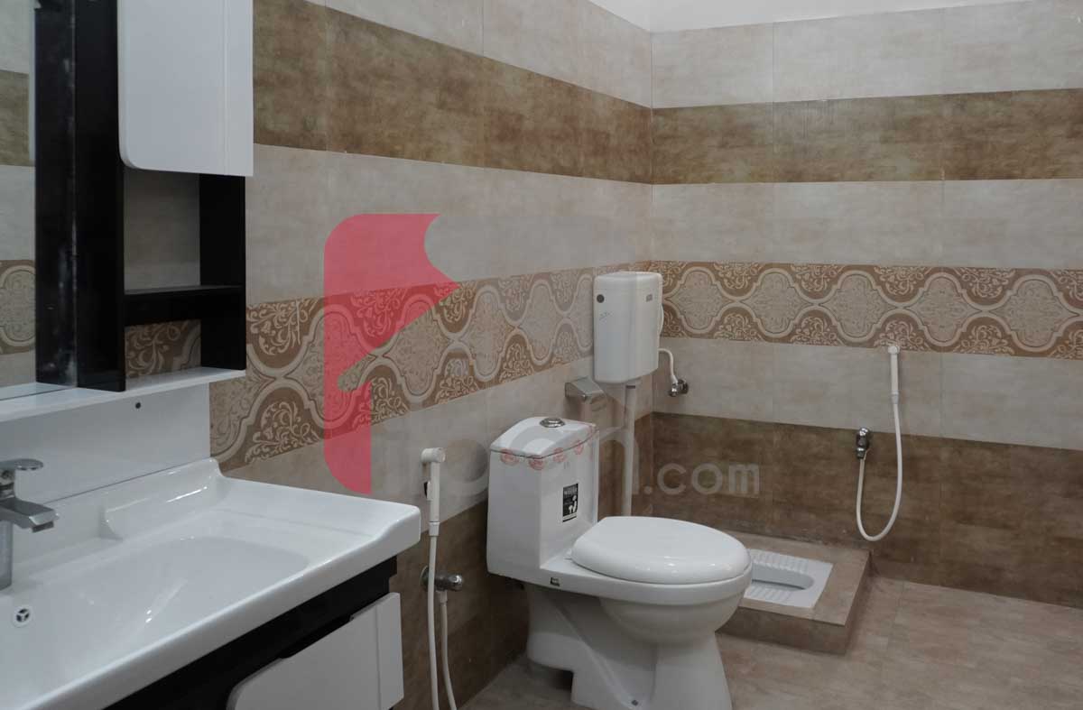 10 Marla House for Sale in Phase 1, Nasheman-e-Iqbal, Lahore
