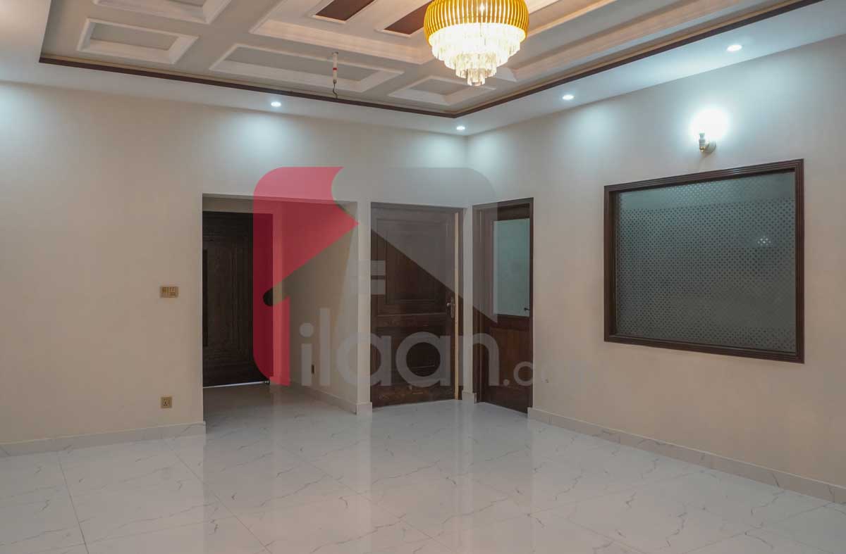 10 Marla House for Sale in Phase 1, Nasheman-e-Iqbal, Lahore