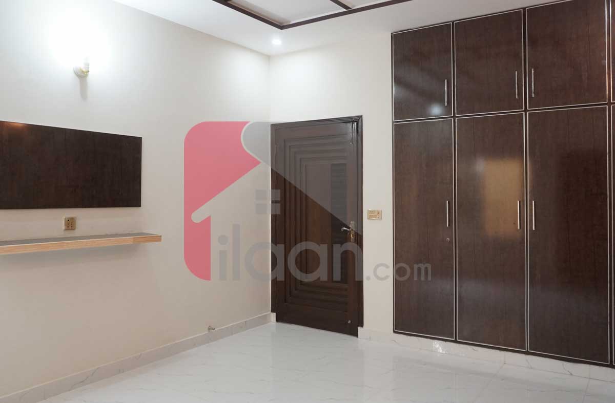 10 Marla House for Sale in Phase 1, Nasheman-e-Iqbal, Lahore