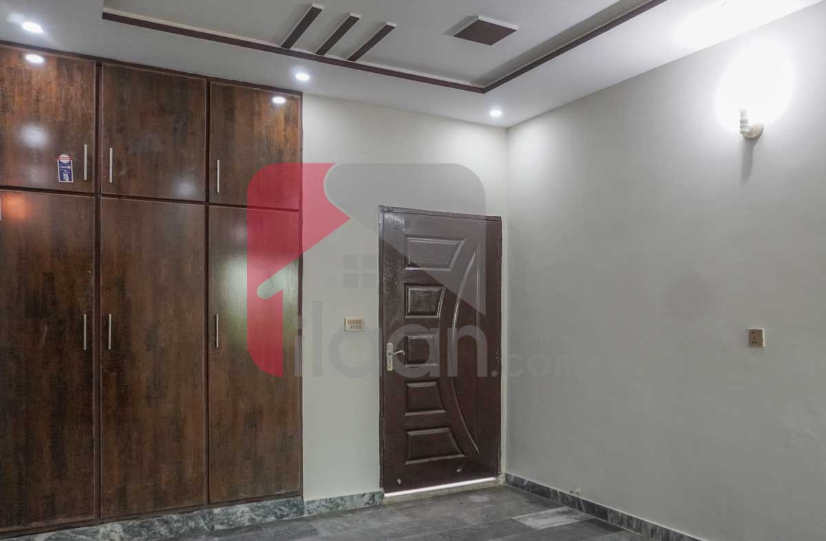 10 Marla House for Sale in Phase 1, Nasheman-e-Iqbal, Lahore