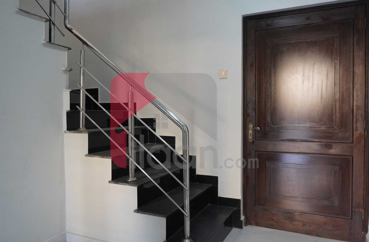 10 Marla House for Sale in Phase 1, Nasheman-e-Iqbal, Lahore