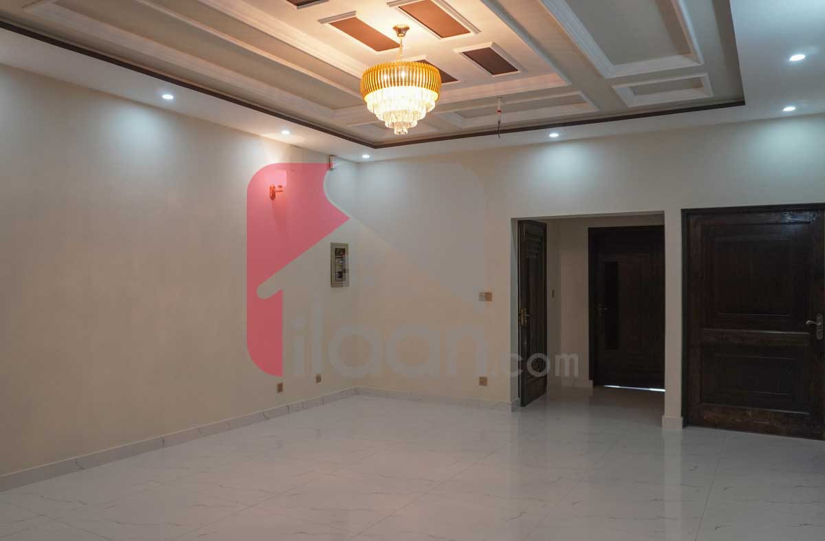 10 Marla House for Sale in Phase 1, Nasheman-e-Iqbal, Lahore
