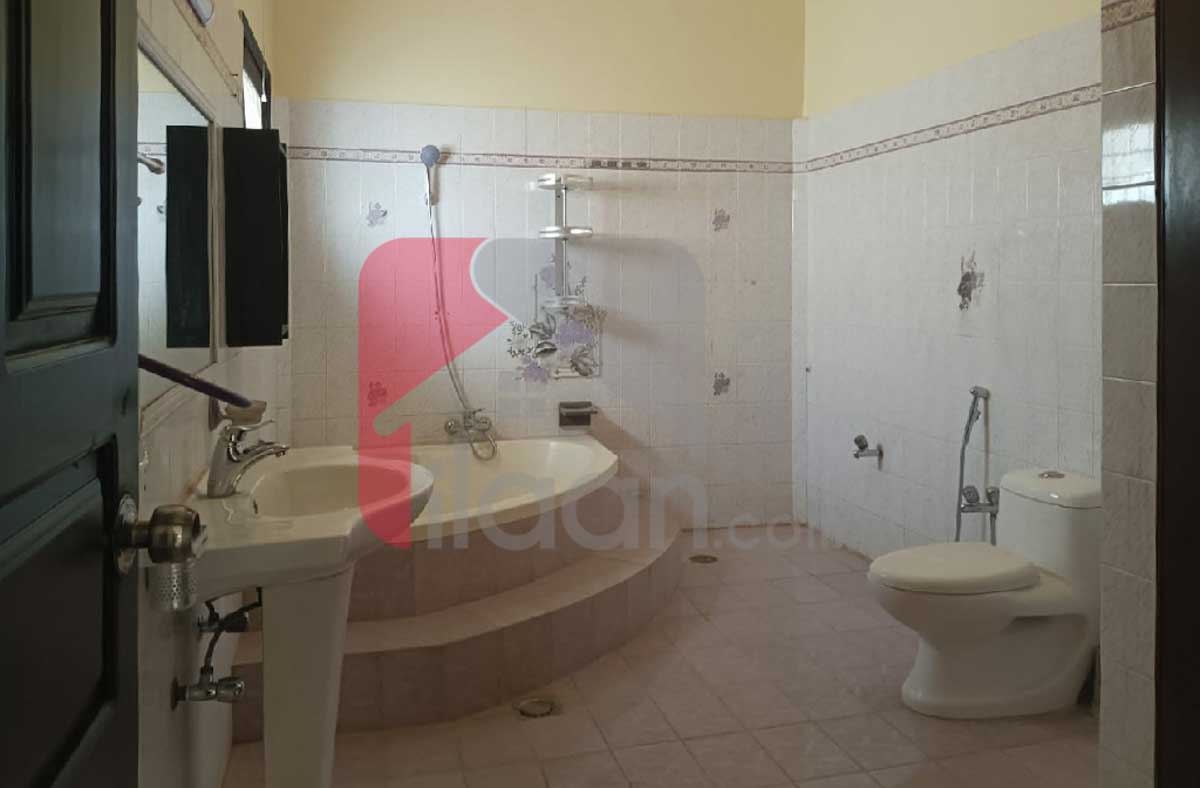 500 Sq.yd Bungalow for Sale in Khayaban-E-Mujahid, Phase 5 Extension, DHA Karachi