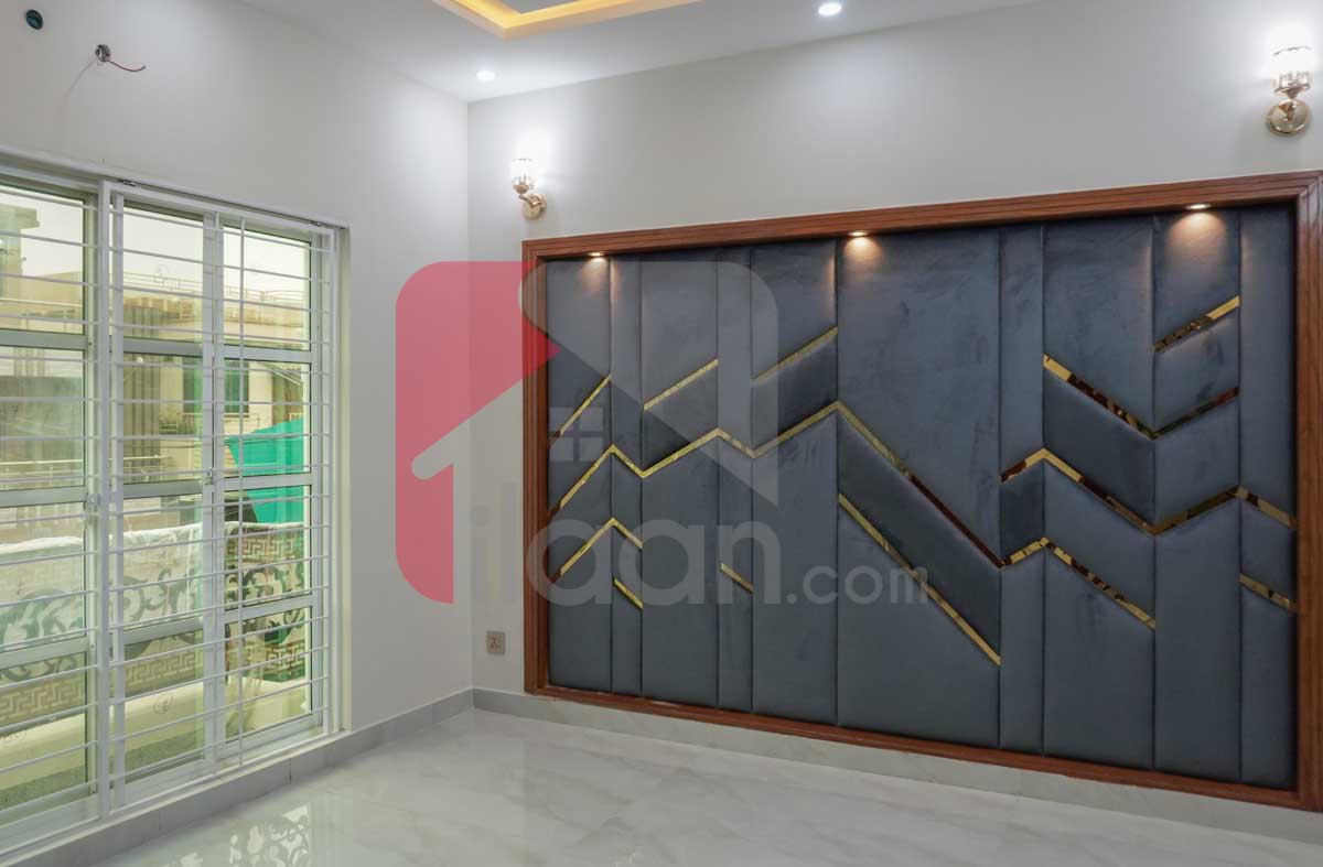 10 Marla House for Sale in Block J3, Phase 1, Wapda Town, Lahore