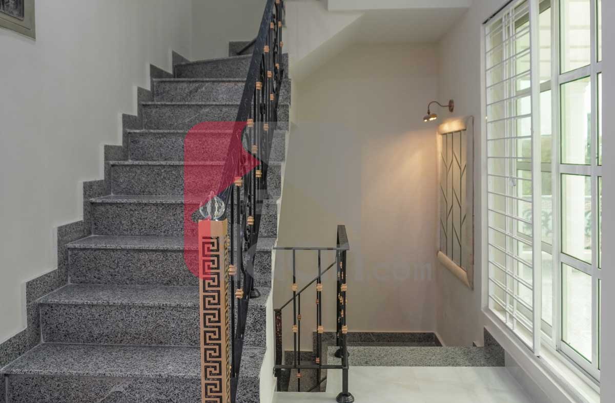 10 Marla House for Sale in Block J3, Phase 1, Wapda Town, Lahore