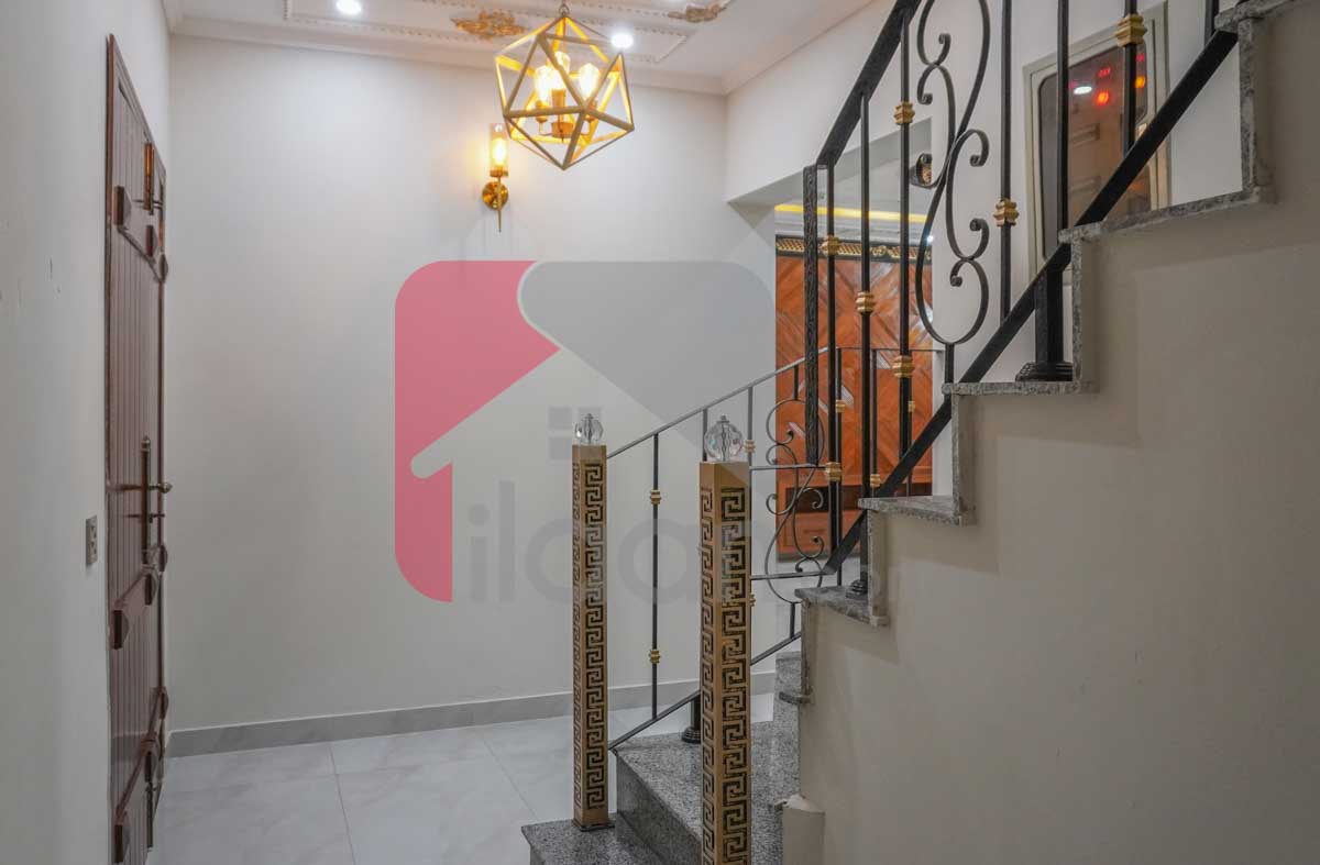 10 Marla House for Sale in Block J3, Phase 1, Wapda Town, Lahore