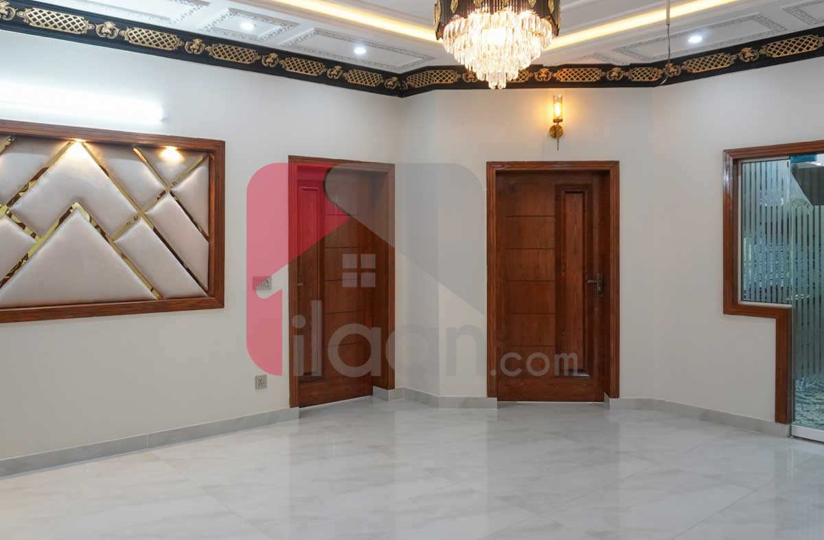 10 Marla House for Sale in Block J3, Phase 1, Wapda Town, Lahore