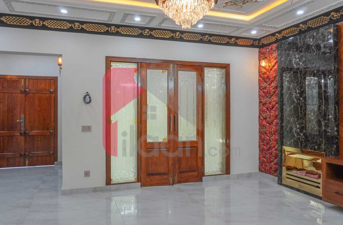10 Marla House for Sale in Block J3, Phase 1, Wapda Town, Lahore