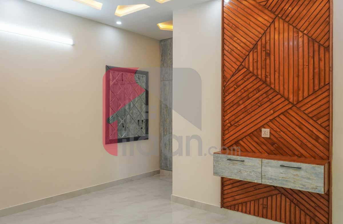 10 Marla House for Sale in Block J3, Phase 1, Wapda Town, Lahore
