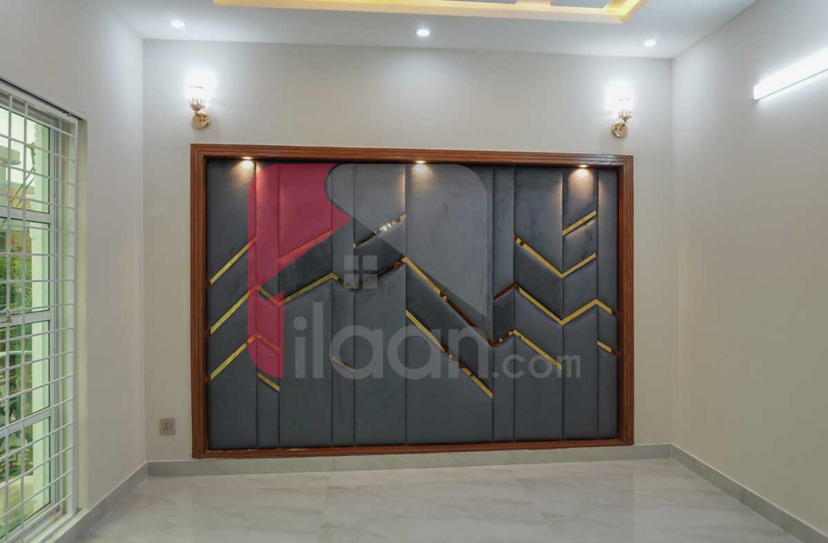 10 Marla House for Sale in Block J3, Phase 1, Wapda Town, Lahore
