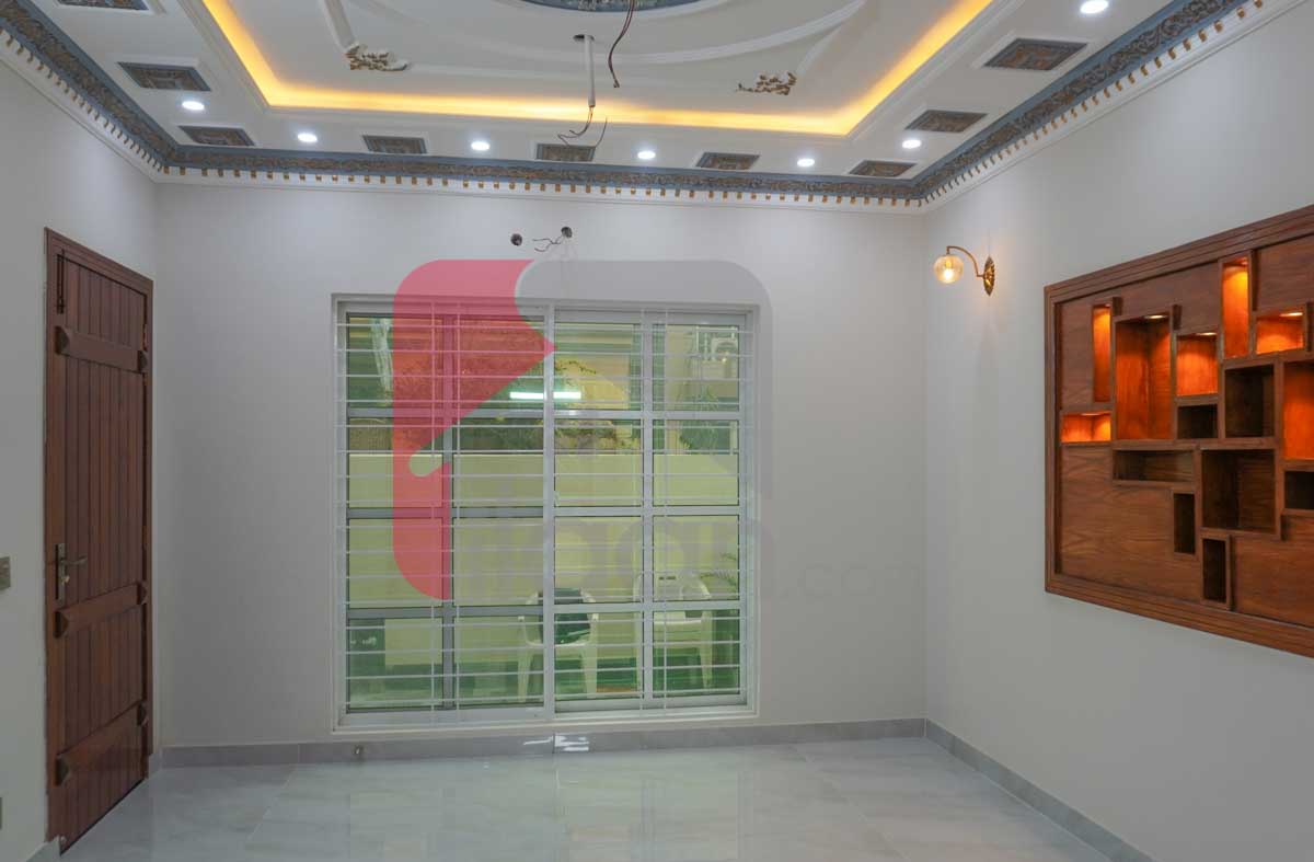10 Marla House for Sale in Block J3, Phase 1, Wapda Town, Lahore