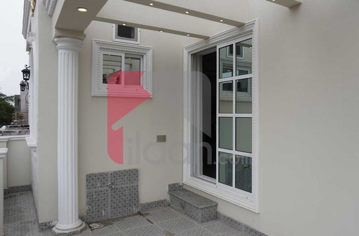 10 Marla House for Sale in Block J3, Phase 1, Wapda Town, Lahore