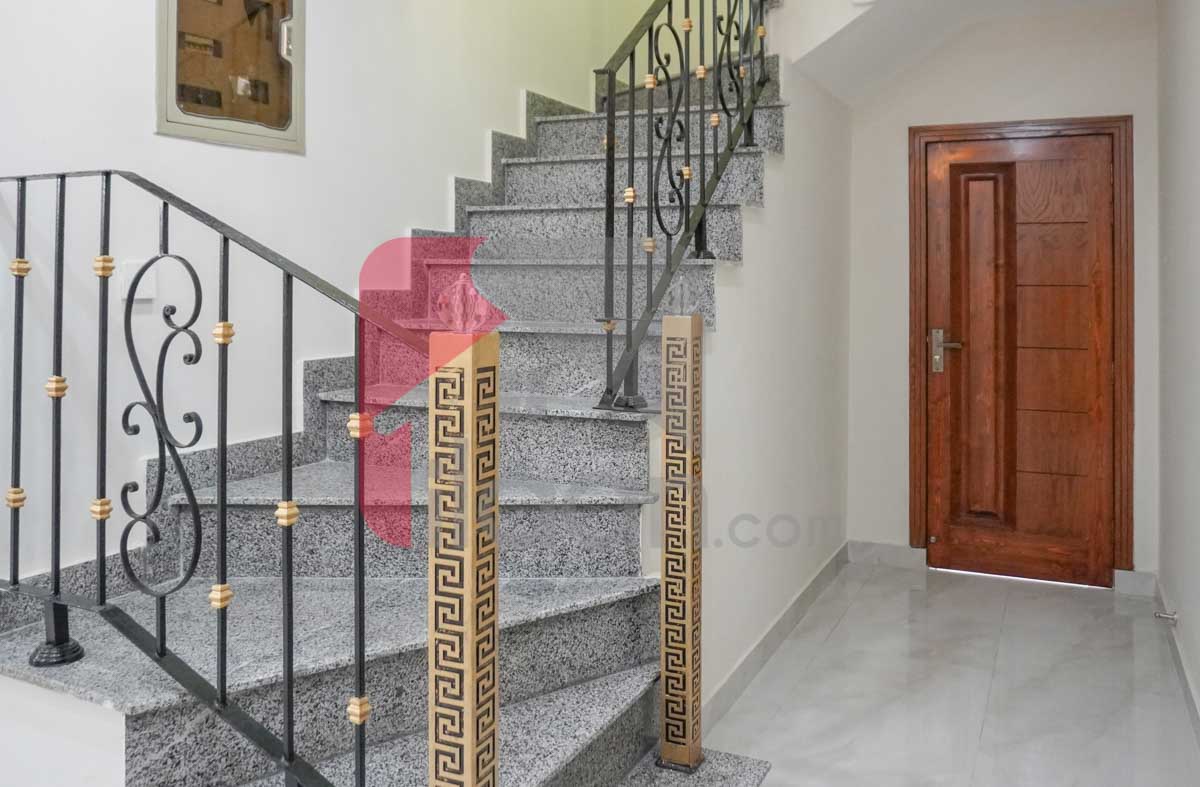 10 Marla House for Sale in Block J3, Phase 1, Wapda Town, Lahore
