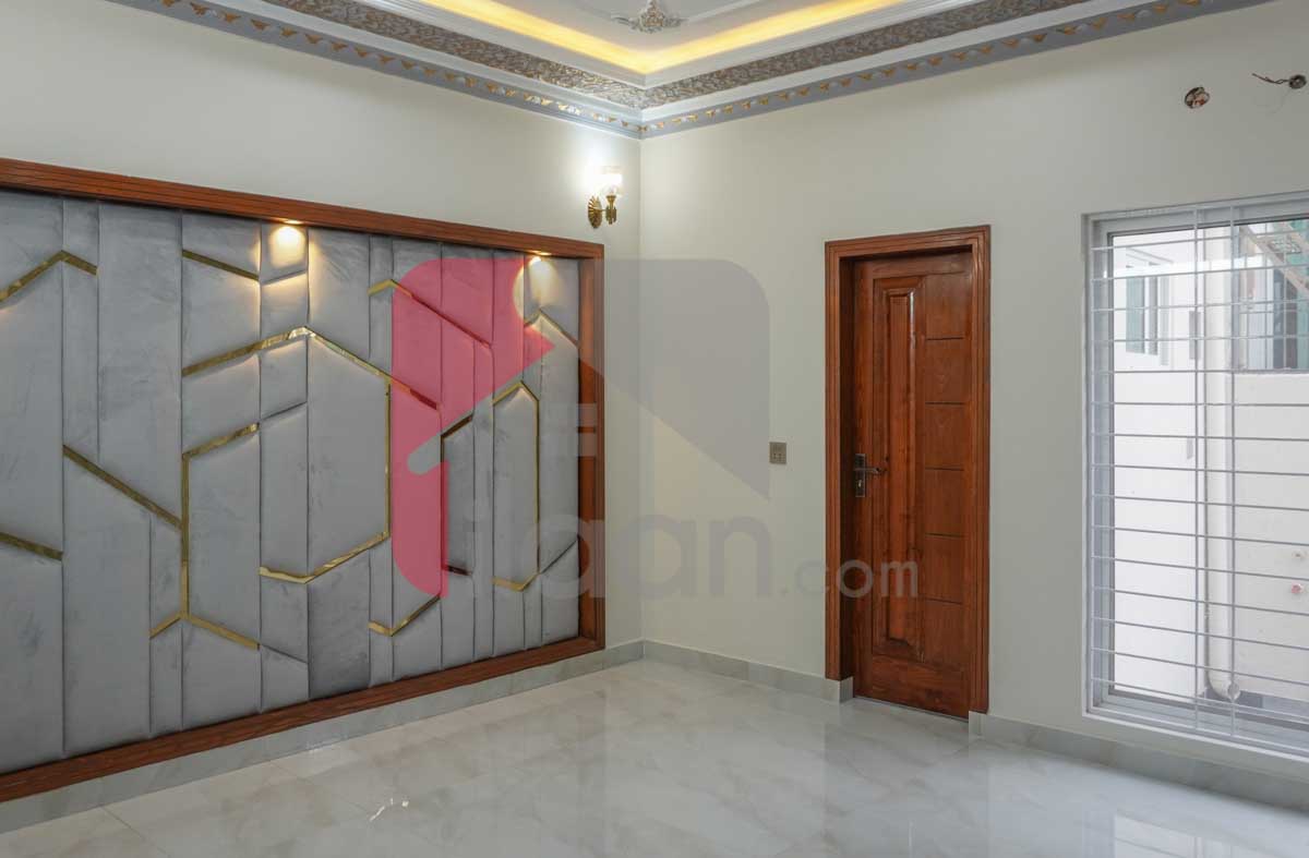 10 Marla House for Sale in Block J3, Phase 1, Wapda Town, Lahore