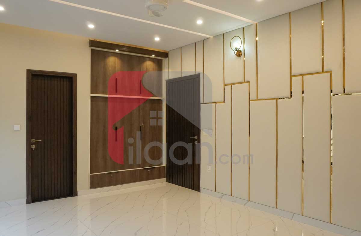 1 Kanal 1 Marla House for Sale in Block C1, Valencia Housing Society, Lahore