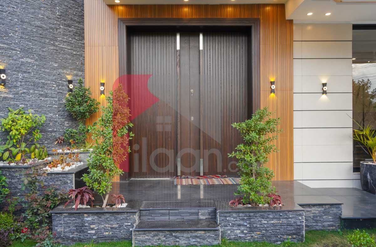 1 Kanal 1 Marla House for Sale in Block C1, Valencia Housing Society, Lahore