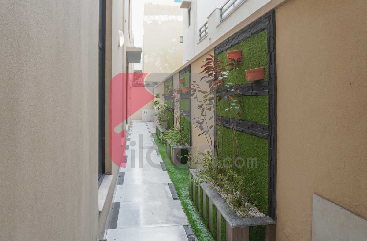 1 Kanal 1 Marla House for Sale in Block C1, Valencia Housing Society, Lahore