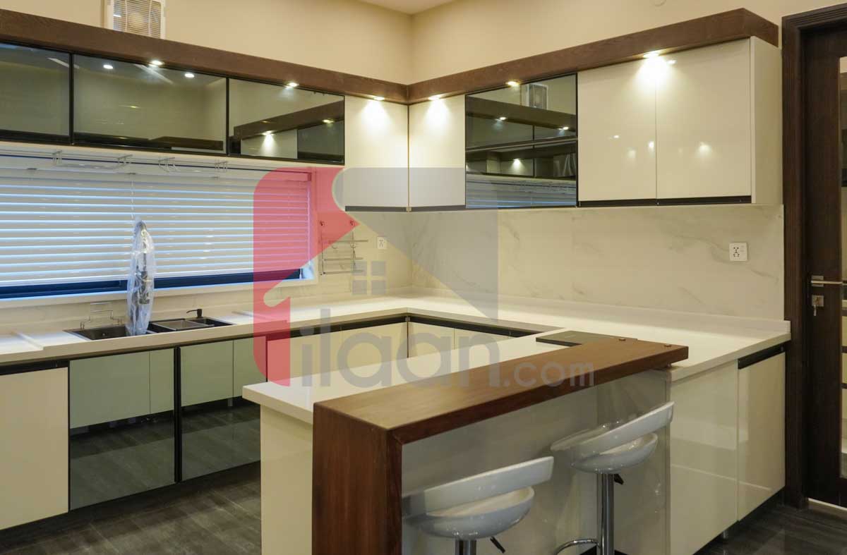 1 Kanal 1 Marla House for Sale in Block C1, Valencia Housing Society, Lahore