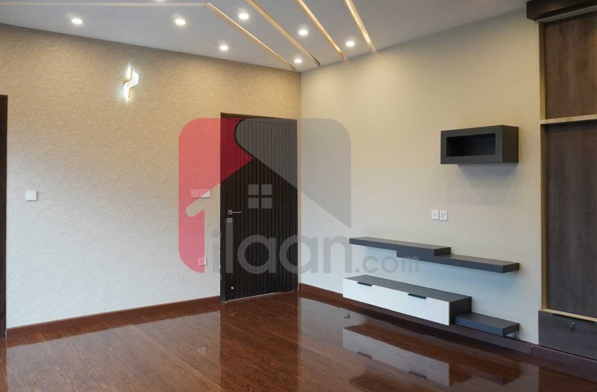 1 Kanal 1 Marla House for Sale in Block C1, Valencia Housing Society, Lahore