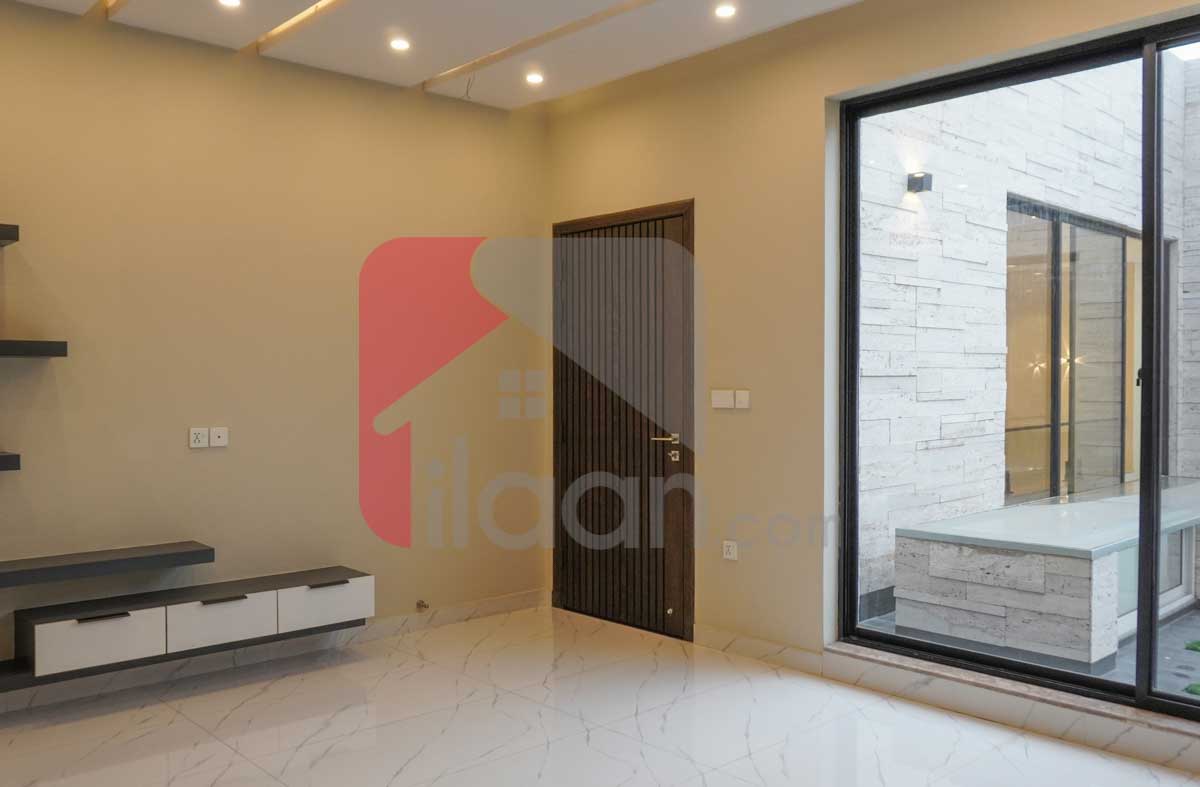 1 Kanal 1 Marla House for Sale in Block C1, Valencia Housing Society, Lahore
