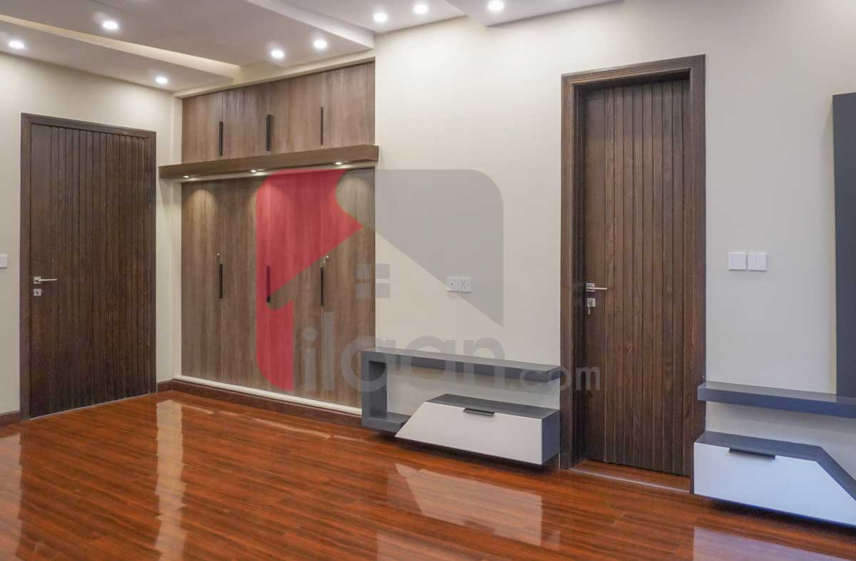 1 Kanal 1 Marla House for Sale in Block C1, Valencia Housing Society, Lahore