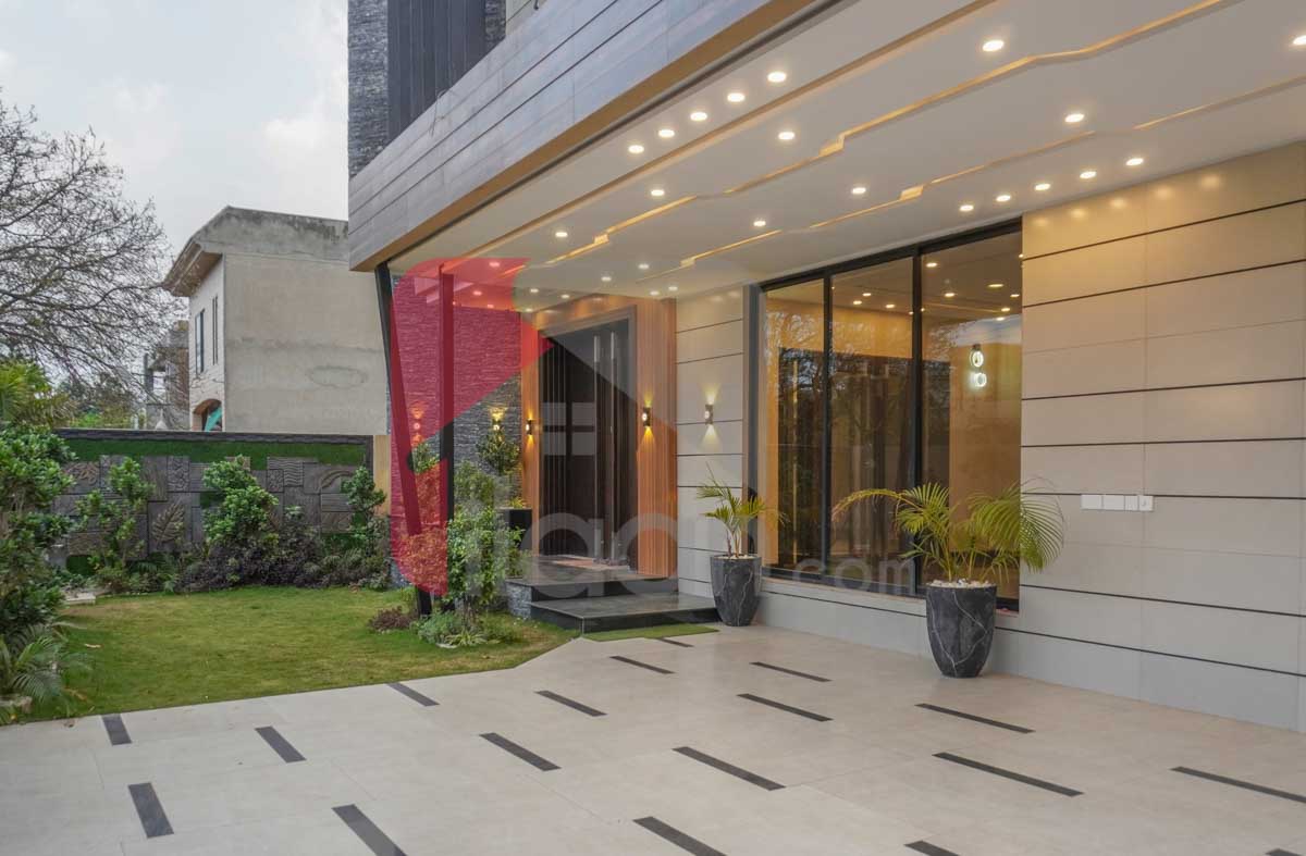 1 Kanal 1 Marla House for Sale in Block C1, Valencia Housing Society, Lahore
