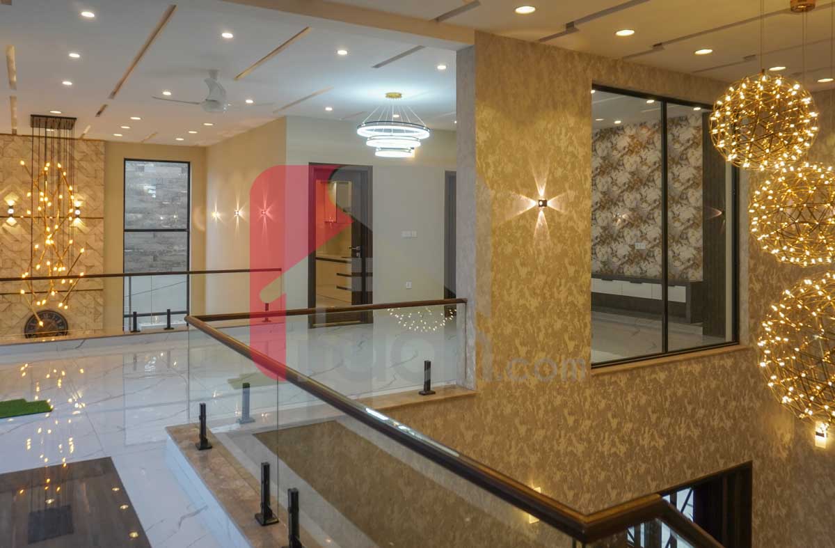 1 Kanal 1 Marla House for Sale in Block C1, Valencia Housing Society, Lahore