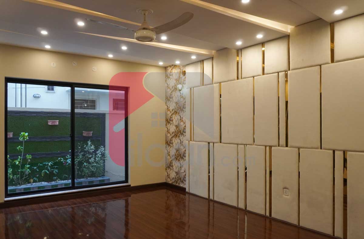1 Kanal 1 Marla House for Sale in Block C1, Valencia Housing Society, Lahore
