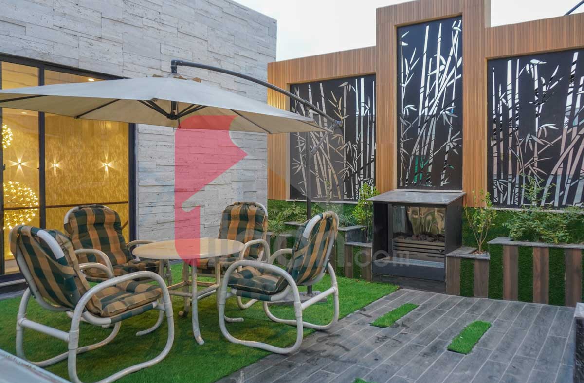 1 Kanal 1 Marla House for Sale in Block C1, Valencia Housing Society, Lahore