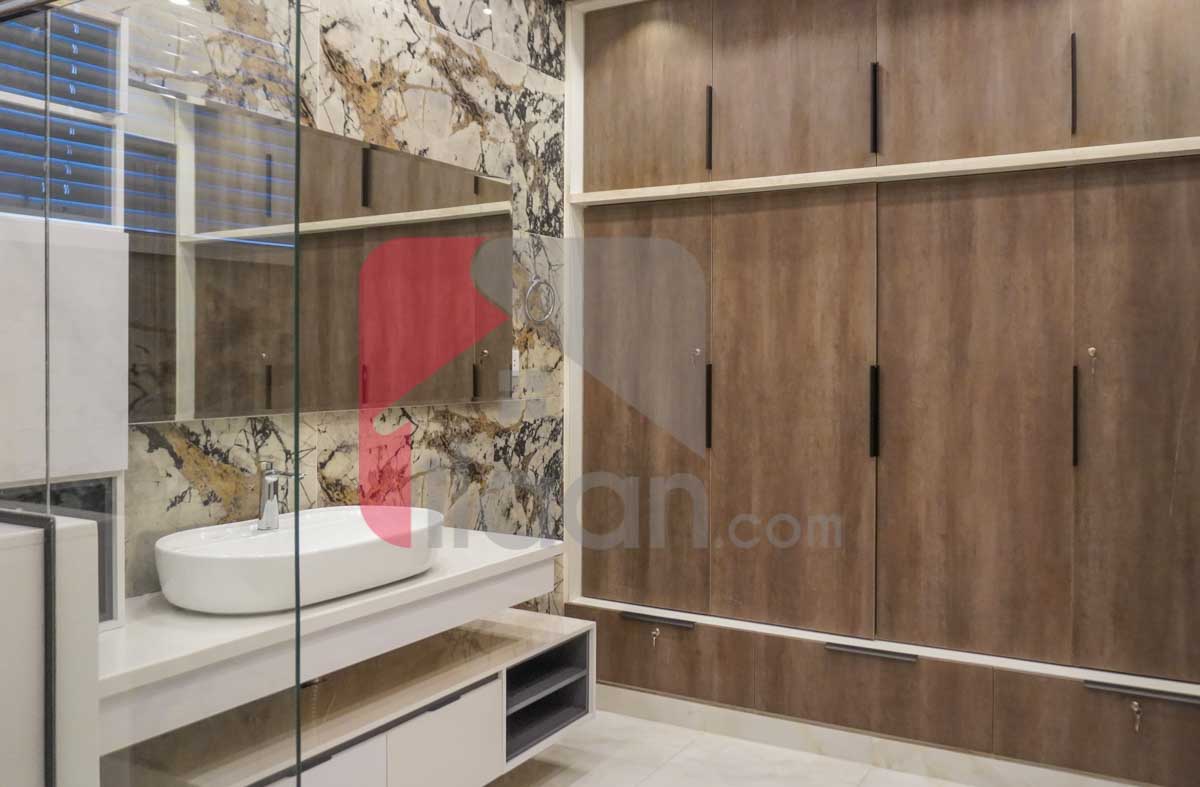 1 Kanal 1 Marla House for Sale in Block C1, Valencia Housing Society, Lahore