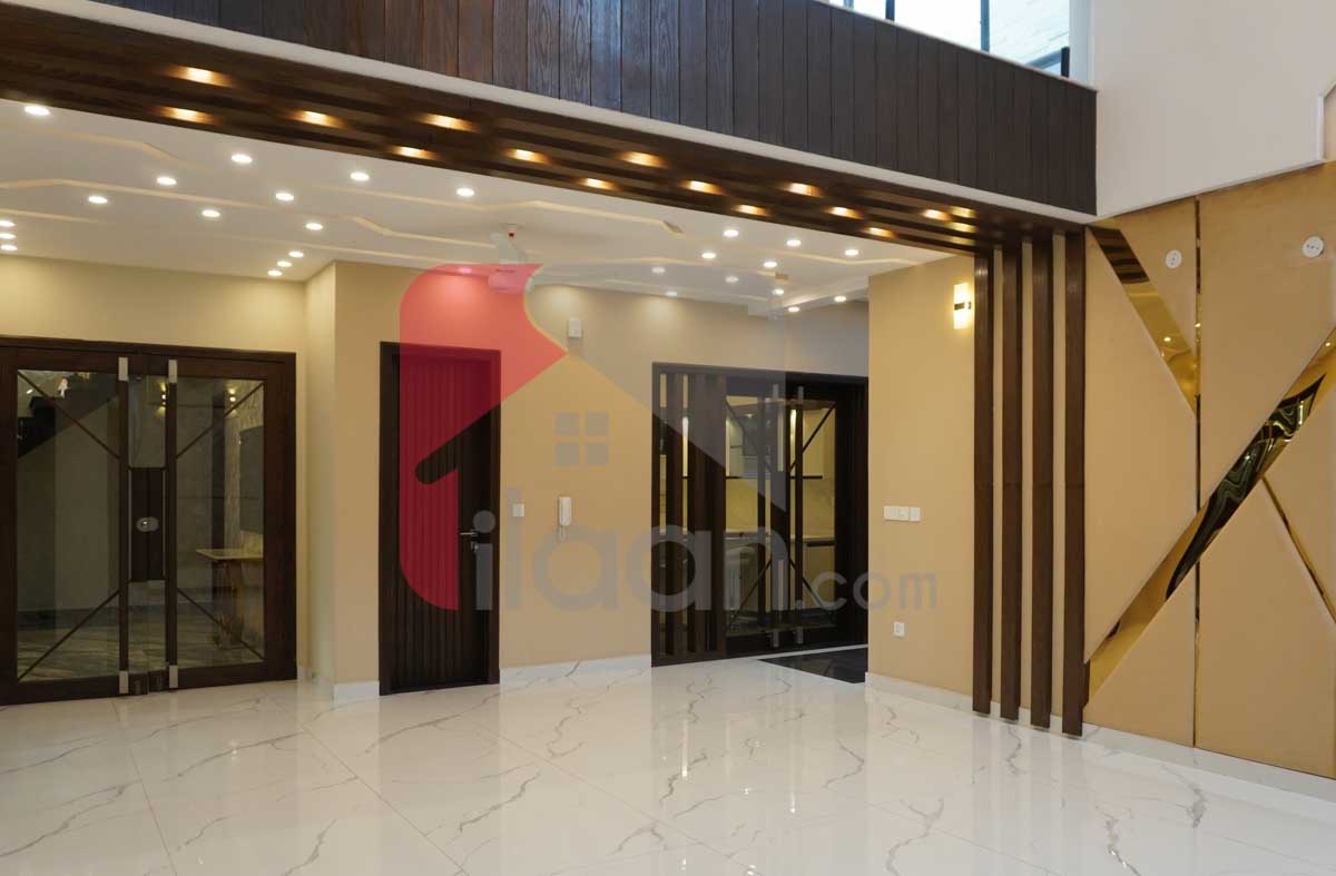1 Kanal 1 Marla House for Sale in Block C1, Valencia Housing Society, Lahore