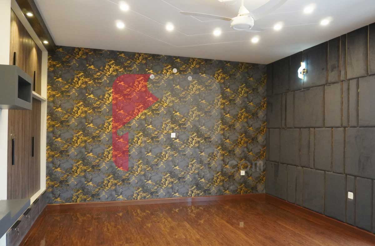 1 Kanal 1 Marla House for Sale in Block C1, Valencia Housing Society, Lahore