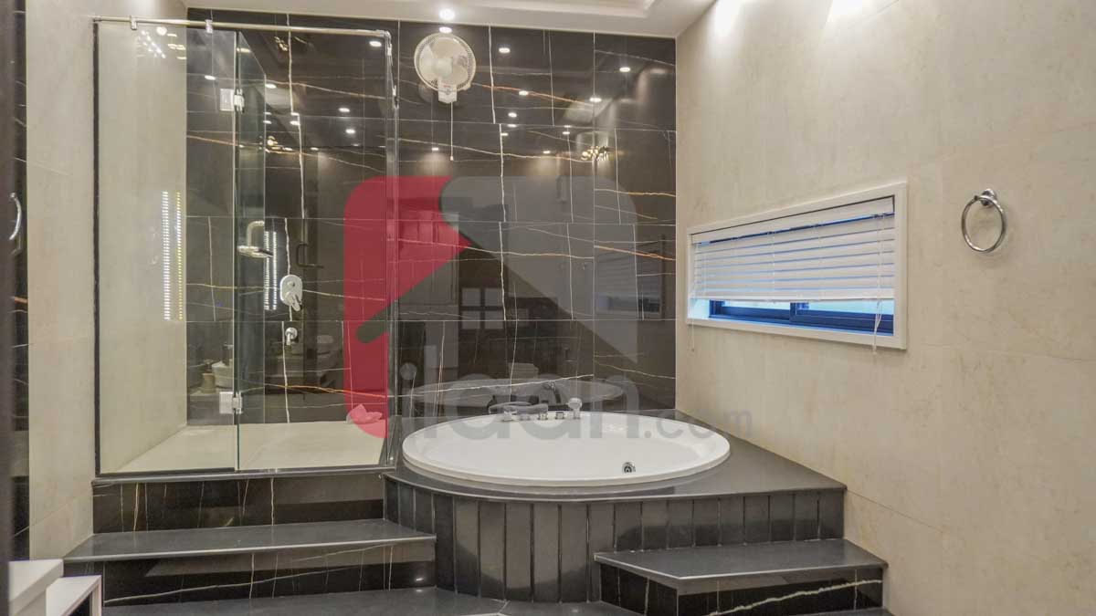 1 Kanal 1 Marla House for Sale in Block C1, Valencia Housing Society, Lahore