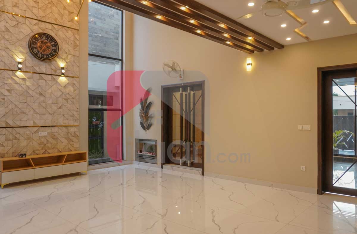 1 Kanal 1 Marla House for Sale in Block C1, Valencia Housing Society, Lahore