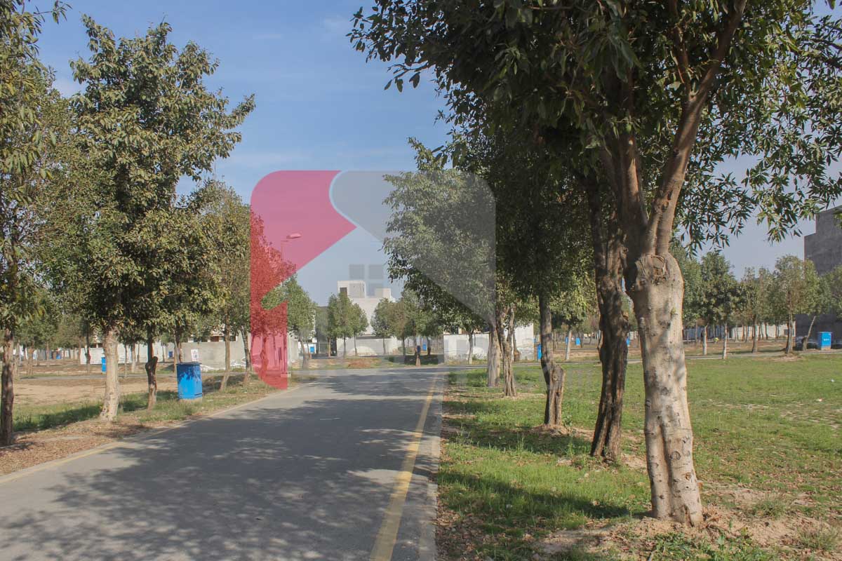 5 Marla Grey Structure House for Sale in Block G, Phase 2, Bahria Orchard, Lahore