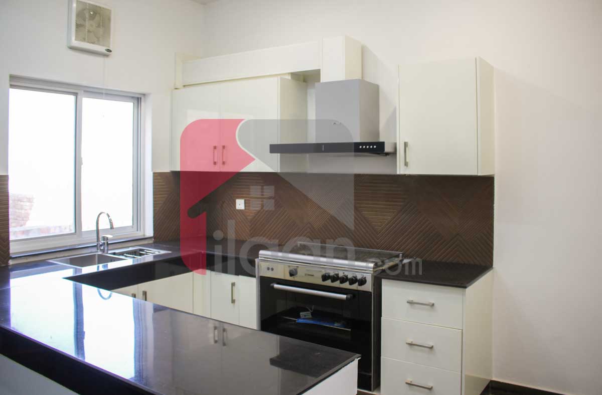 9 Marla House for Sale in Amna Homes Villas Community, DHA Bahawalpur