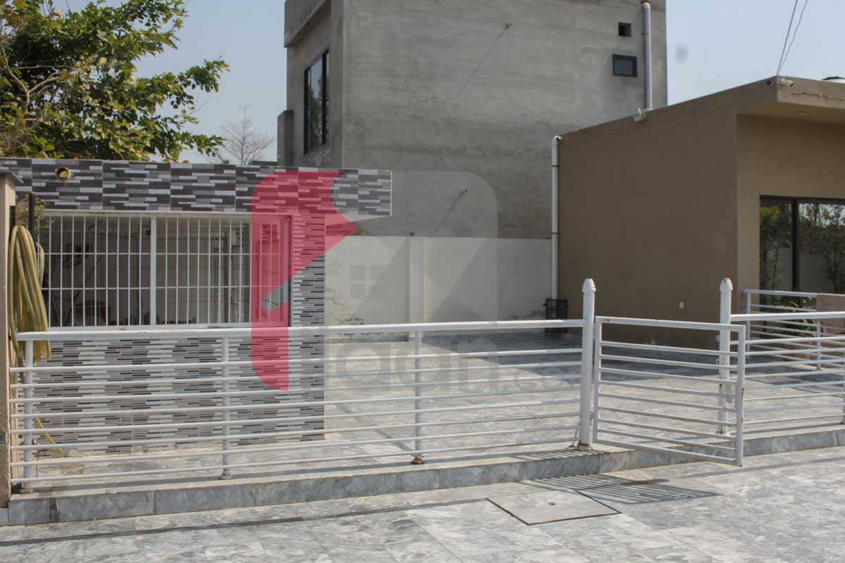 1 Kanal Farm House for Sale in Chinar Bagh, Lahore