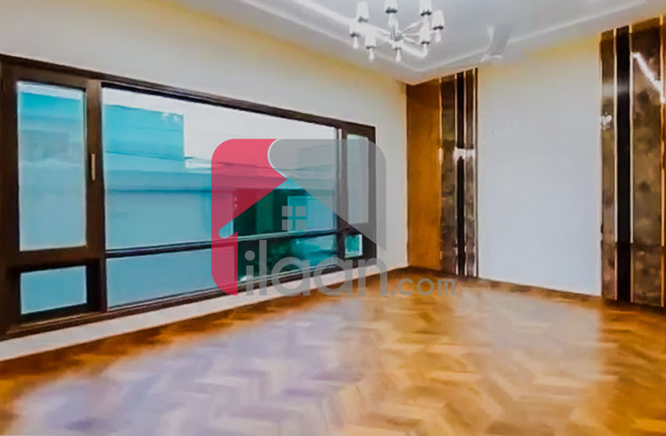 500 Sq.yd House for Sale in Phase 8, DHA Karachi