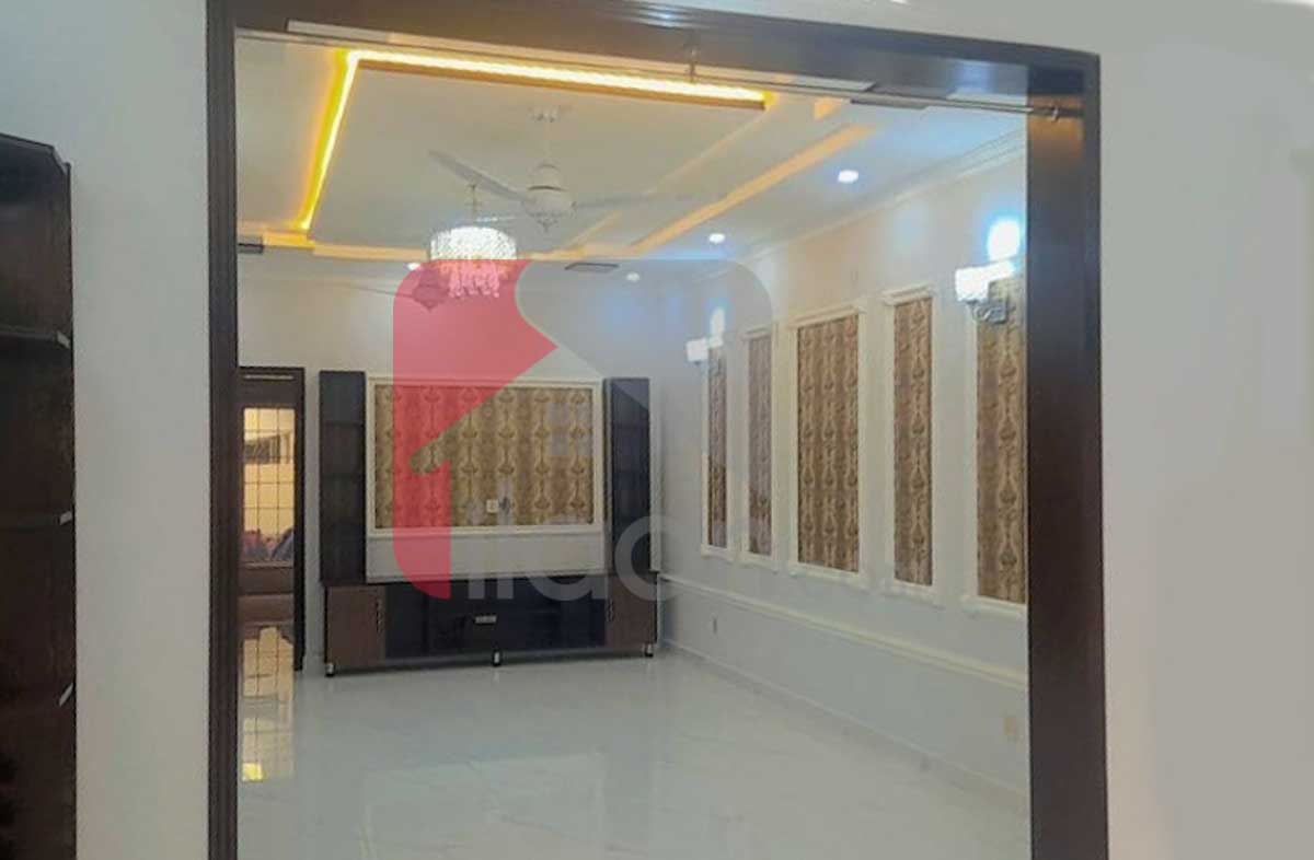 8 Marla House for Sale in Block D, Phase 2, Bahria Orchard, Lahore